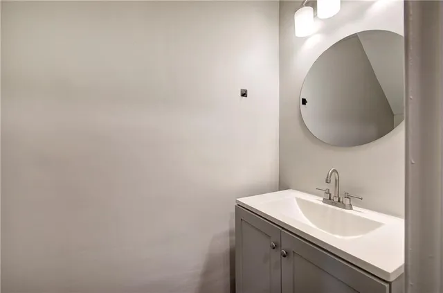 $2,000 | 1028 Windy Oaks Court, Smyrna, GA 30080