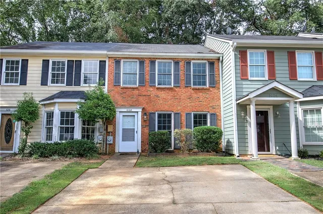$2,000 | 1028 Windy Oaks Court, Smyrna, GA 30080