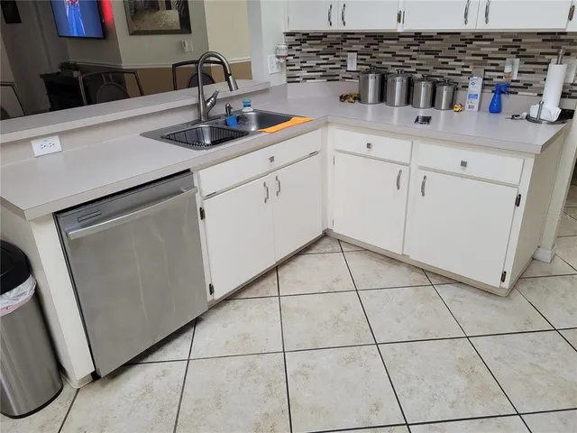 $374,999 | 4233 Amber Ridge Lane, Valrico, FL 33594