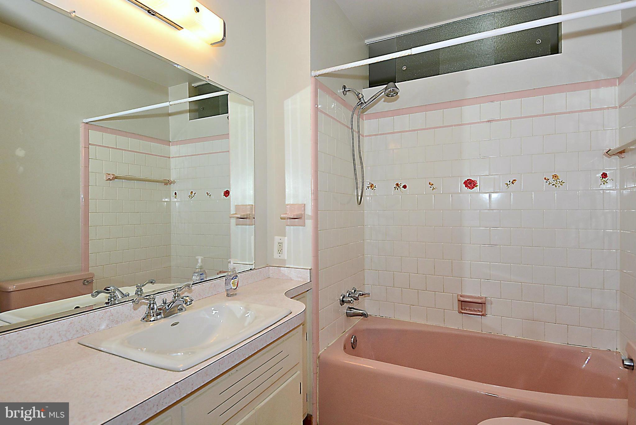 22624 Clarksburg Road Boyds, MD 20841 - Photo 12 of 18 Bath