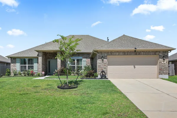 $2,700 | 4322 Karam Landing, Dickinson, TX 77539