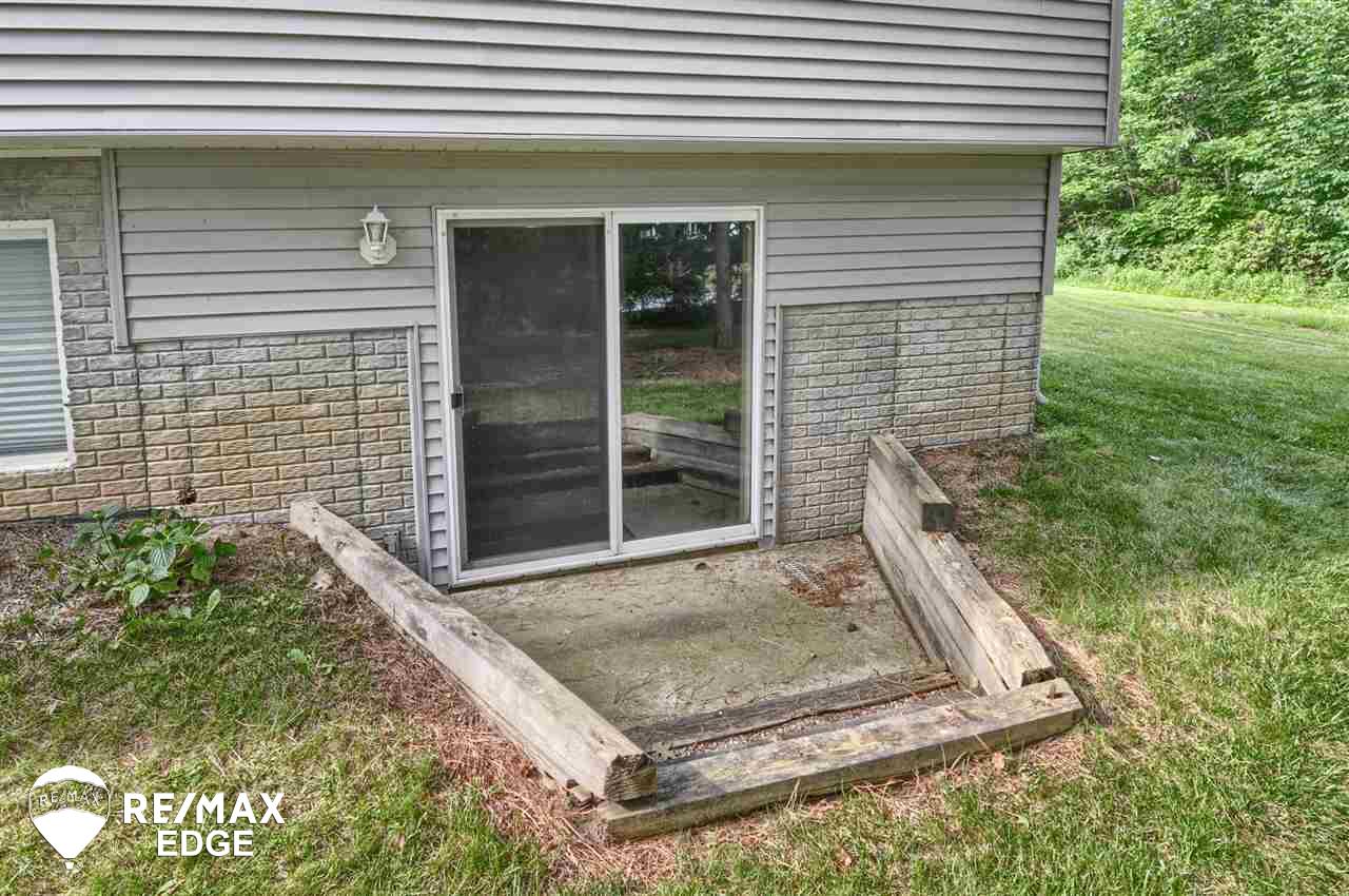 12359 Miller Road Lennon, MI 48449 - Photo 30 of 38 31385543-29.JPG