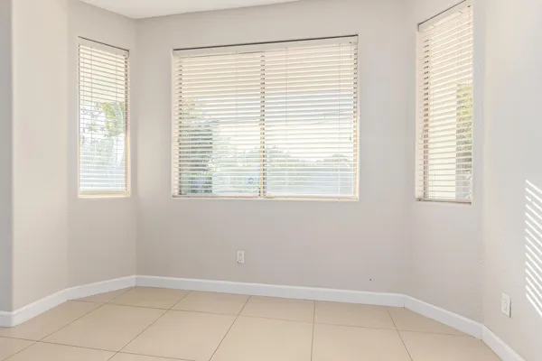 $2,350 | 2214 North 28th Street, Phoenix, AZ 85008