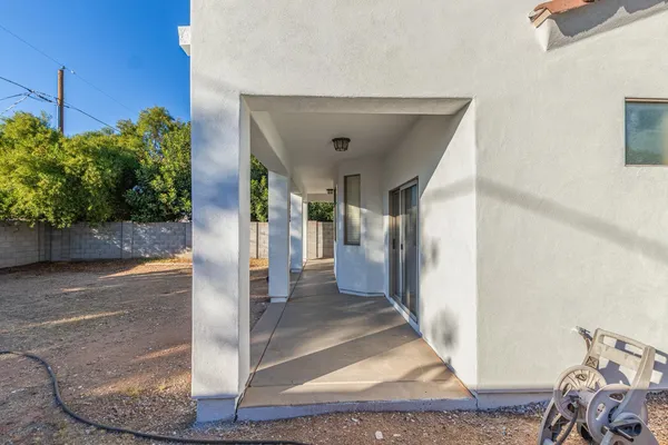 $2,350 | 2214 North 28th Street, Phoenix, AZ 85008