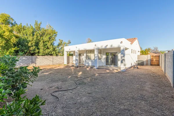 $2,350 | 2214 North 28th Street, Phoenix, AZ 85008