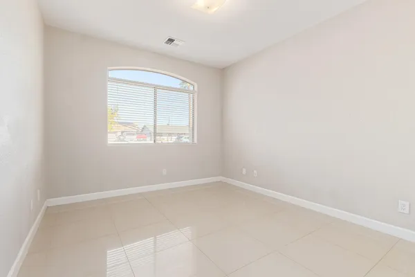 $2,350 | 2214 North 28th Street, Phoenix, AZ 85008