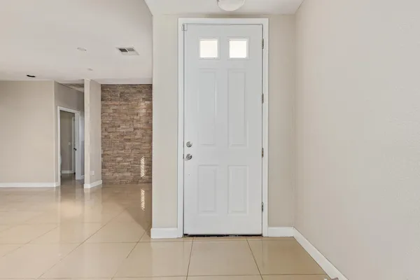 $2,350 | 2214 North 28th Street, Phoenix, AZ 85008