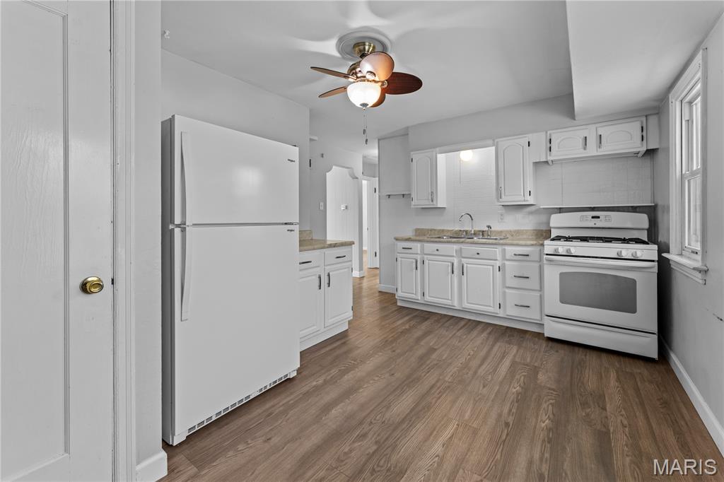 5237 Heege Road St. Louis, MO 63123 - Photo 12 of 24