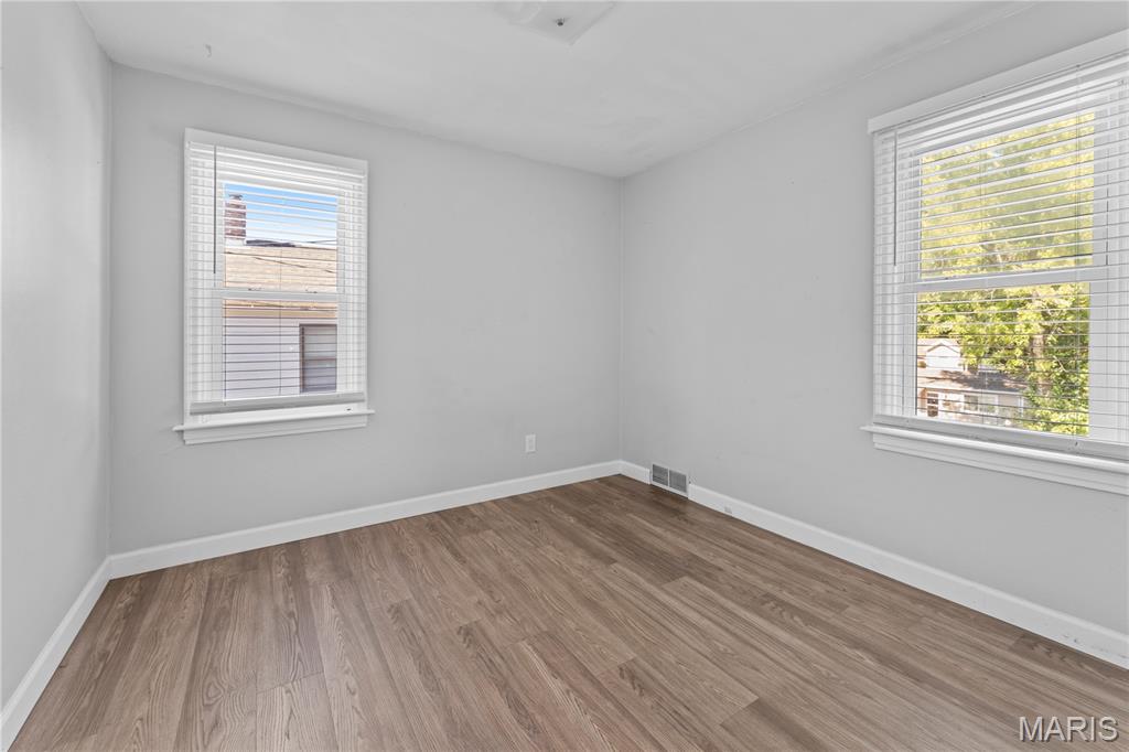 5237 Heege Road St. Louis, MO 63123 - Photo 17 of 24