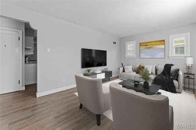 $175,000 | 5237 Heege Road, St. Louis, MO 63123