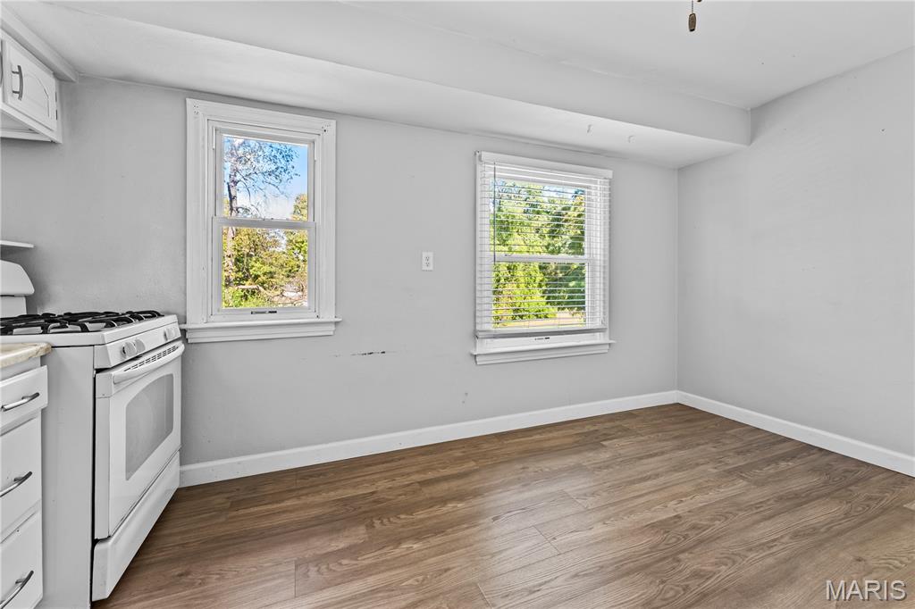 5237 Heege Road St. Louis, MO 63123 - Photo 9 of 24