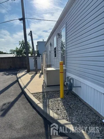 $84,000 | 852 Us Highway North, Edison, NJ 08817