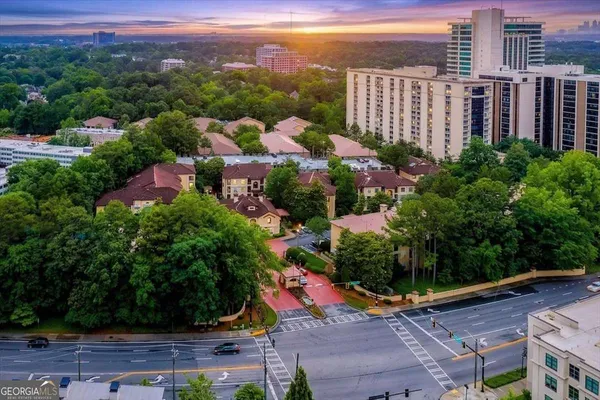 $190,250 | 3777 Peachtree Road Northeast, Unit 923, Atlanta, GA 30319