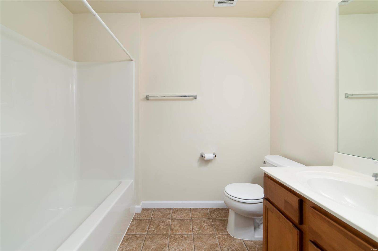 3812 Capri Way St. Peters, MO 63304 - Photo 17 of 24