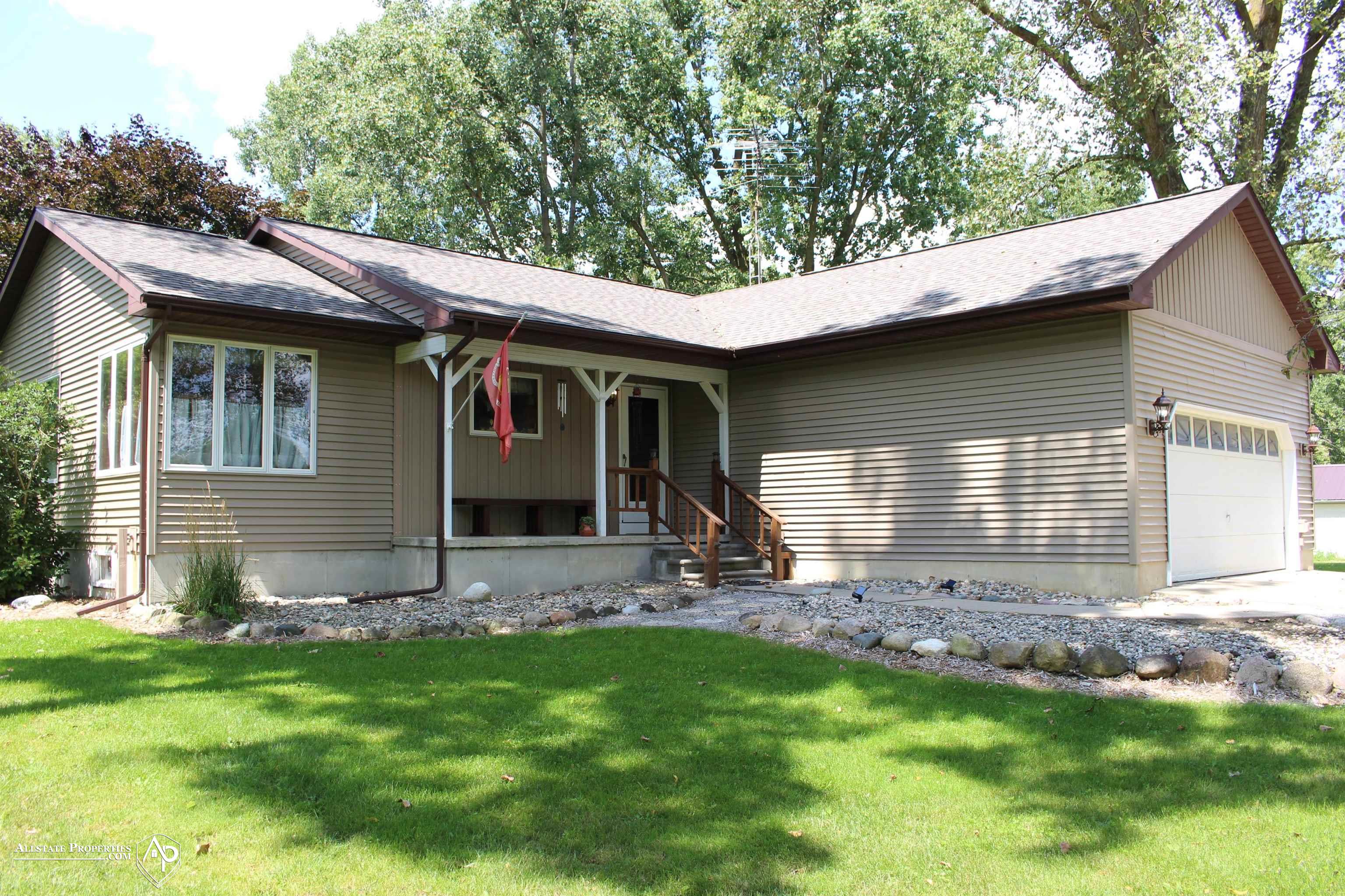 5169 North Oak Road Davison, MI 48423 - Photo 1 of 54 50151955-182109c0-0bc6-4eaa-91bc-4e1d593269eb.JPG