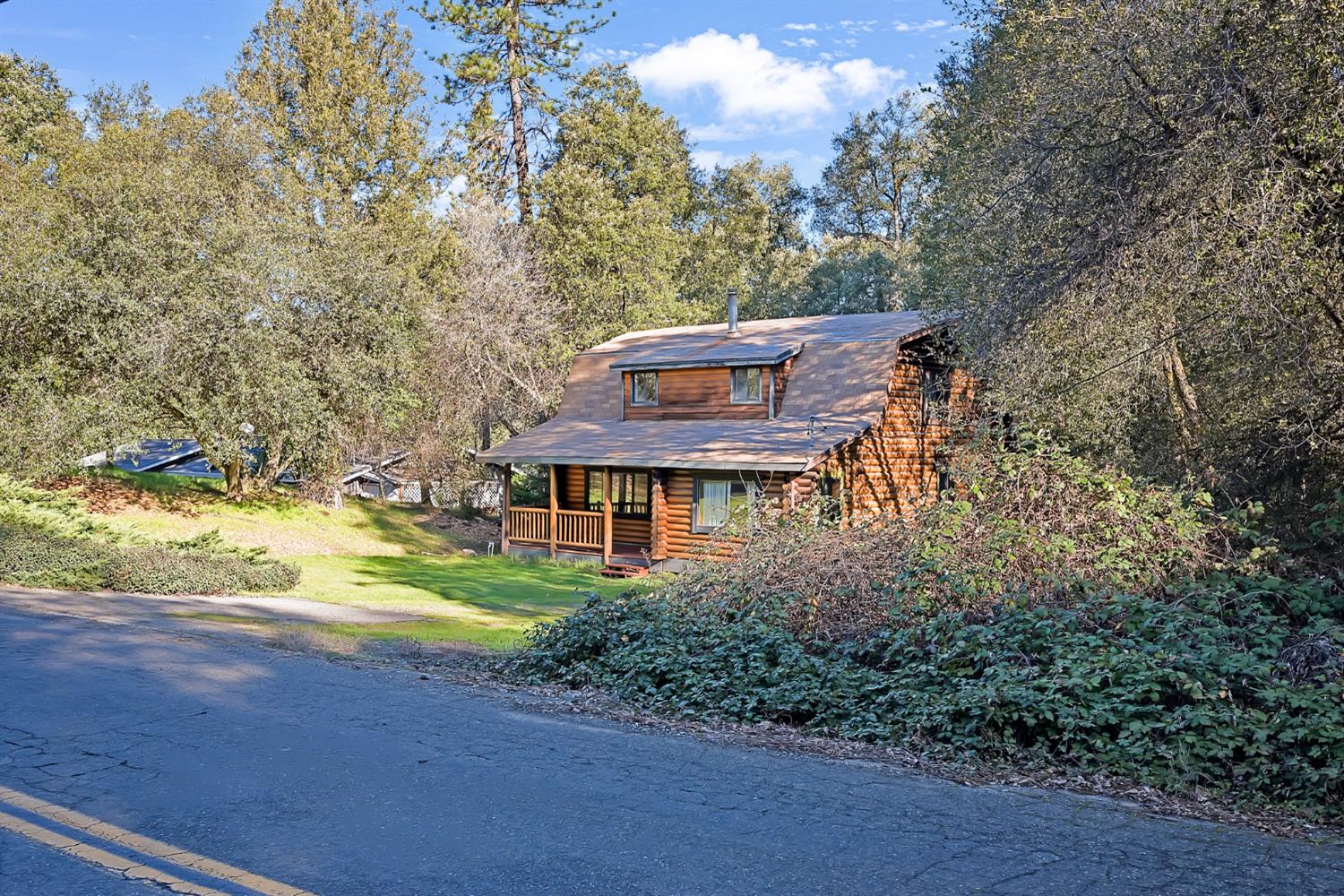 6187 Outingdale Road Somerset, CA 95684 - Photo 33 of 35