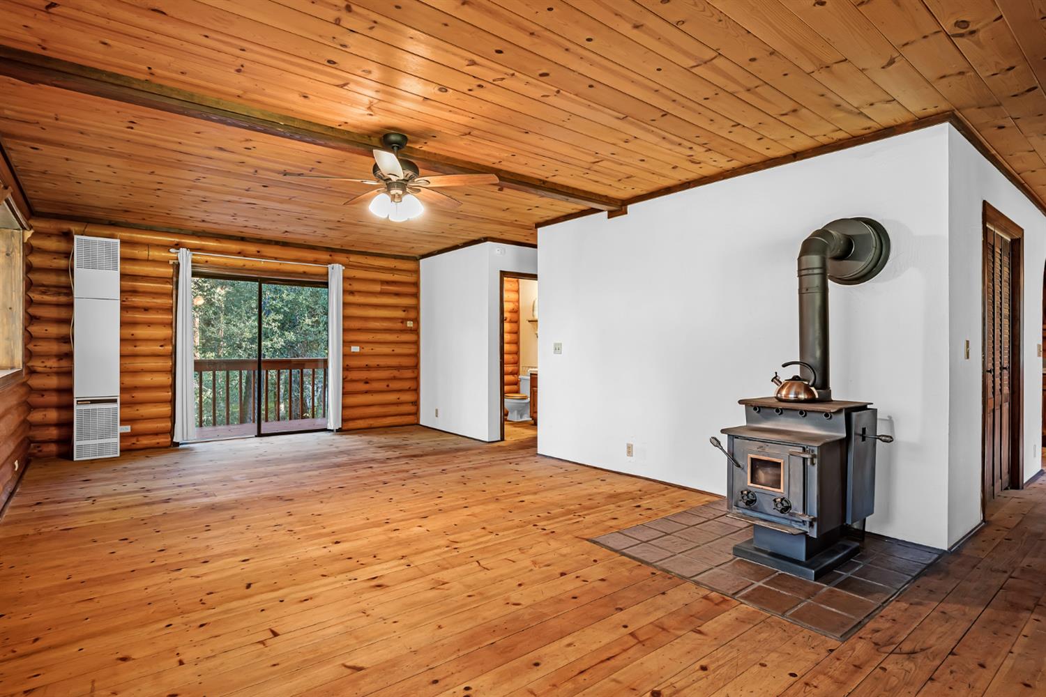 6187 Outingdale Road Somerset, CA 95684 - Photo 4 of 35