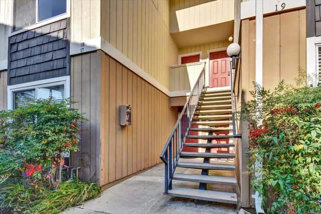 $585,000 | 2547 Easton Lane, Unit 18, San Jose, CA 95133