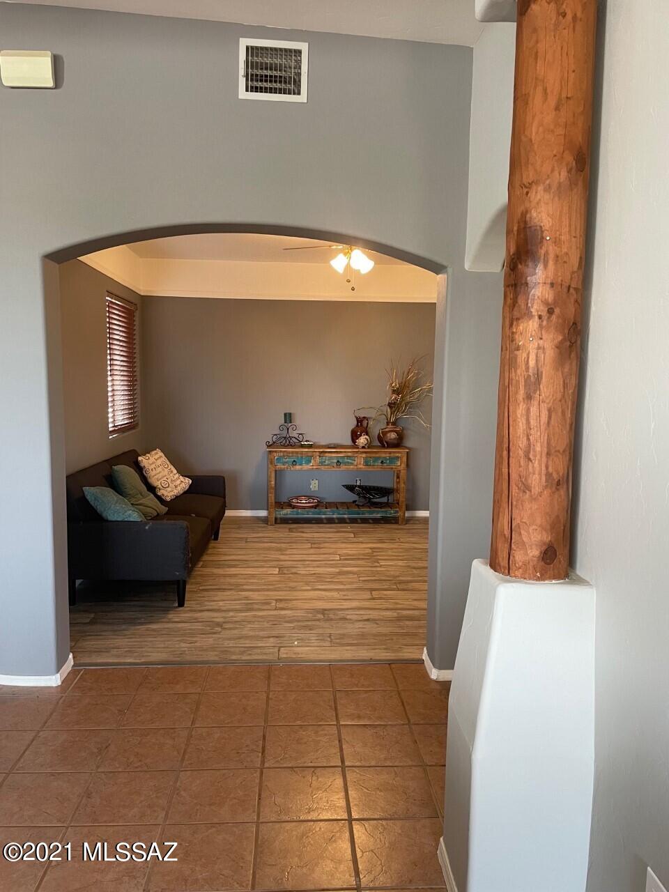 11235 North Sawtooth Road Oro Valley, AZ 85737 - Photo 6 of 14