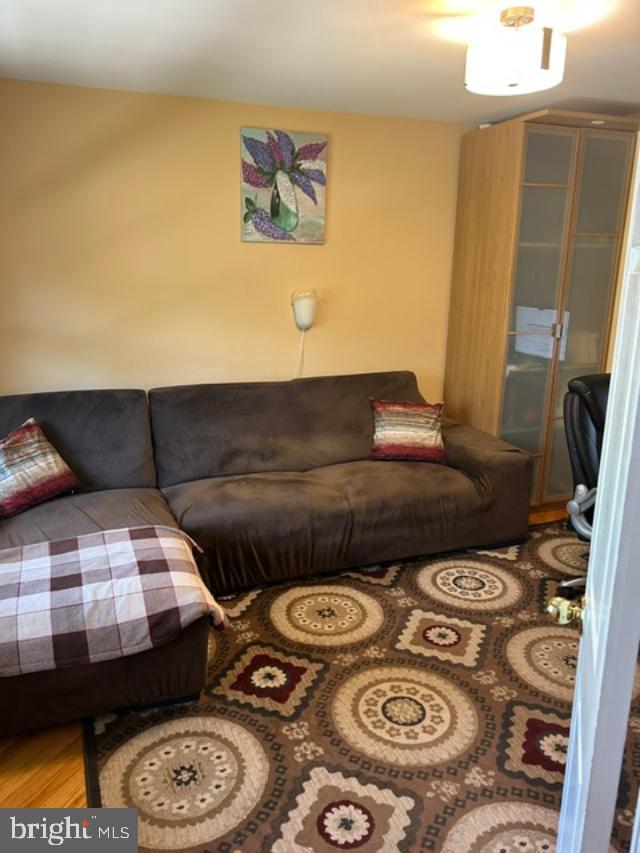 2067 East Wellington Road Newtown, PA 18940 - Photo 7 of 45