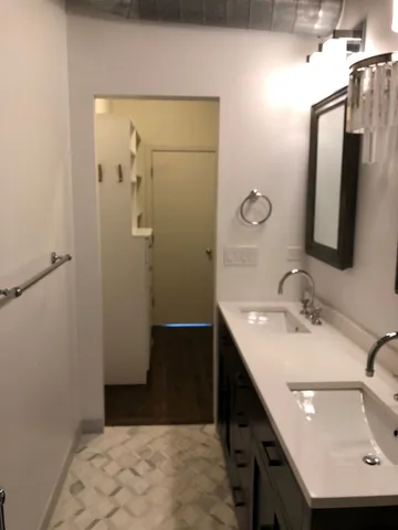 $3,900 | 411 West Ontario Street, Unit 312, Chicago, IL 60654