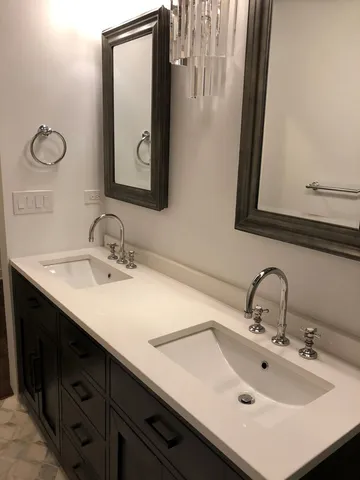 $3,900 | 411 West Ontario Street, Unit 312, Chicago, IL 60654