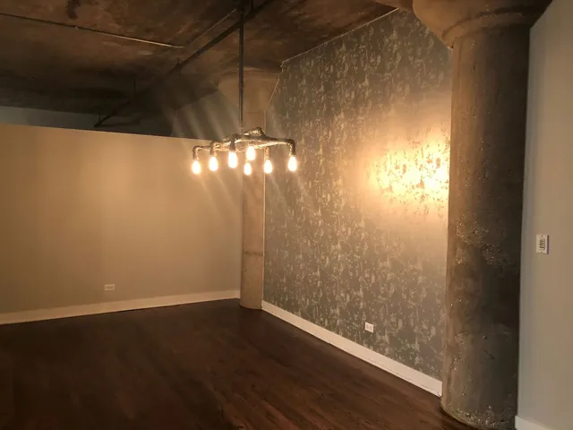 $3,900 | 411 West Ontario Street, Unit 312, Chicago, IL 60654