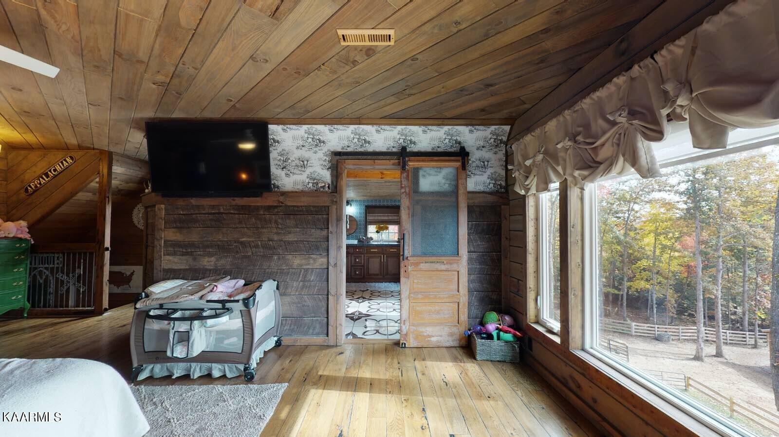 142 Ridge Point Road Jamestown, TN 38556 - Photo 21 of 39 Gallery Image 21