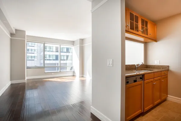 $4,700 | 1 Avery Street, Unit 11C, Boston, MA 02111