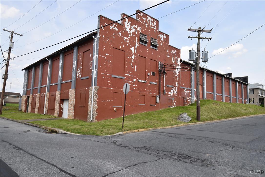 155 North 9th Street Coplay, PA 18037 - Photo 4 of 29 a view of a building with a yard