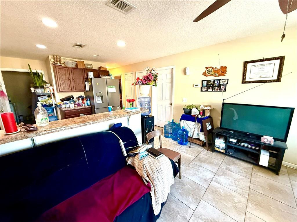 387 Burton Street Nahunta, GA 31553 - Photo 8 of 30 Living Room unit A