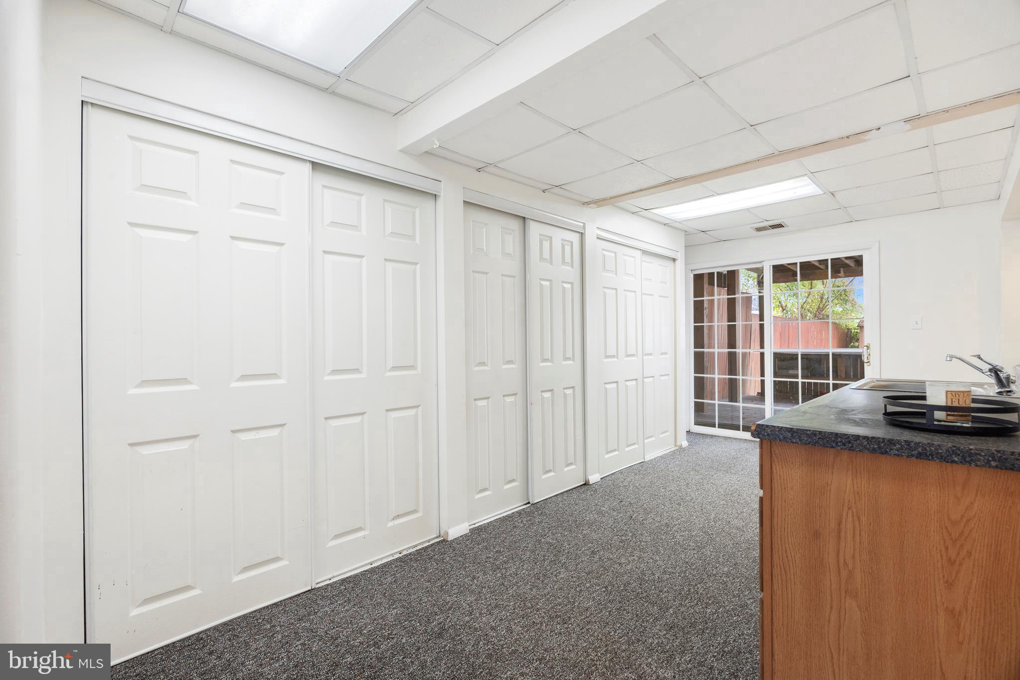 7740 Notley Road Pasadena, MD 21122 - Photo 25 of 46 a view of a livingroom with furniture and window