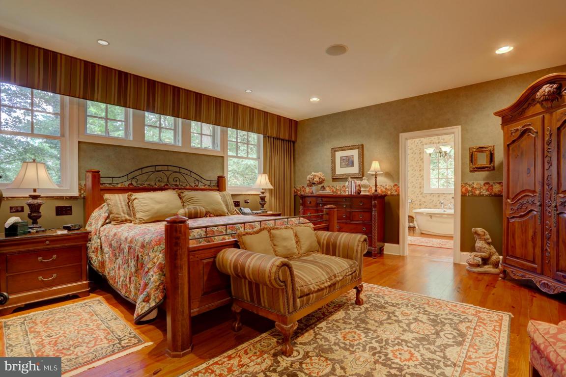 23 Warwick Road Lititz, PA 17543 - Photo 12 of 56