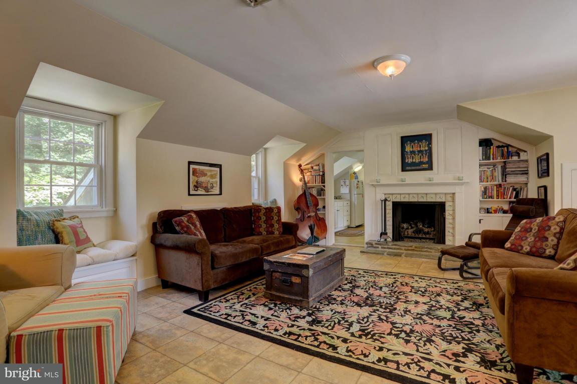 23 Warwick Road Lititz, PA 17543 - Photo 33 of 56