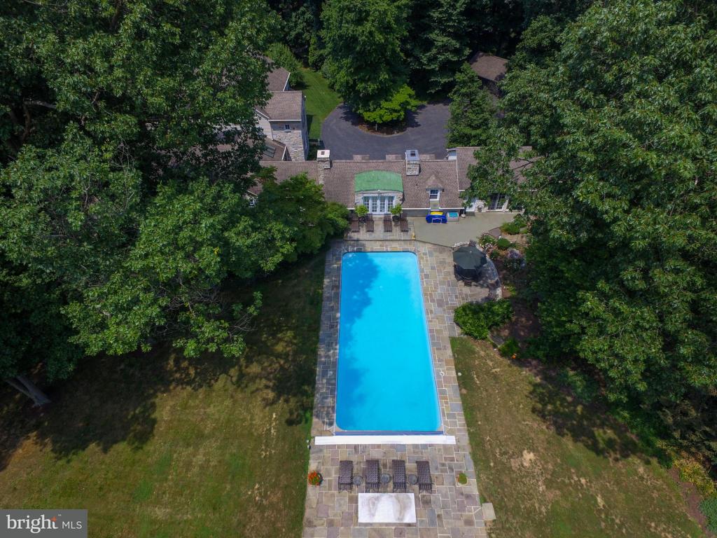 23 Warwick Road Lititz, PA 17543 - Photo 51 of 56