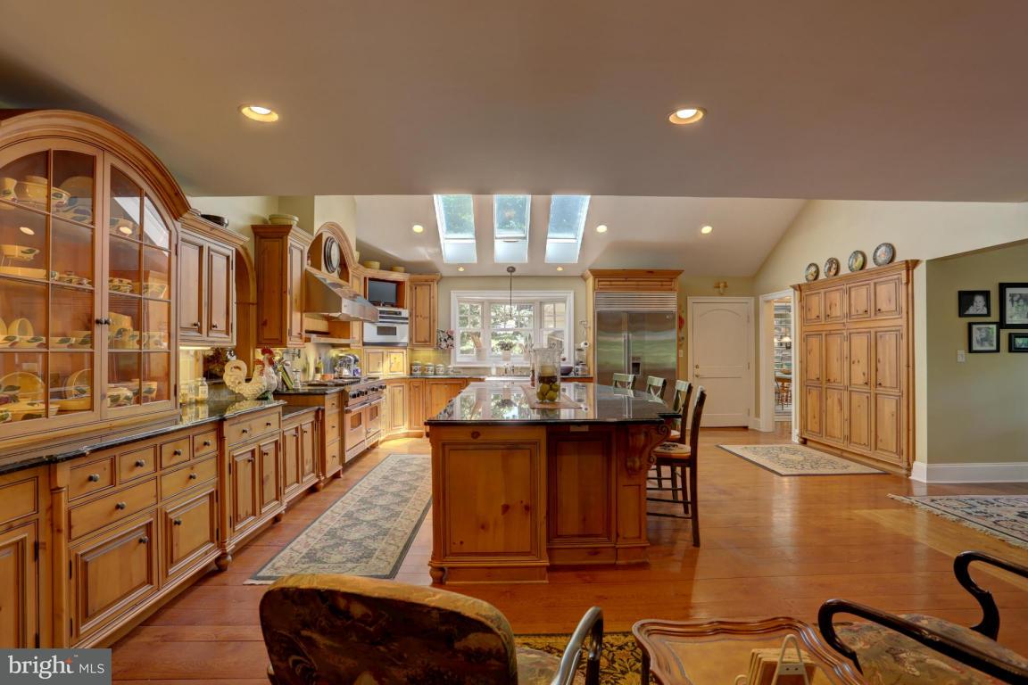 23 Warwick Road Lititz, PA 17543 - Photo 9 of 56