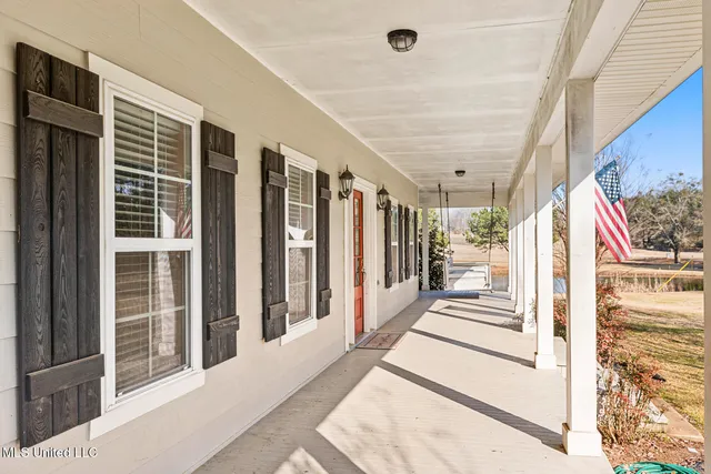 $365,000 | 1013 Walls Lane, Crystal Springs, MS 39059