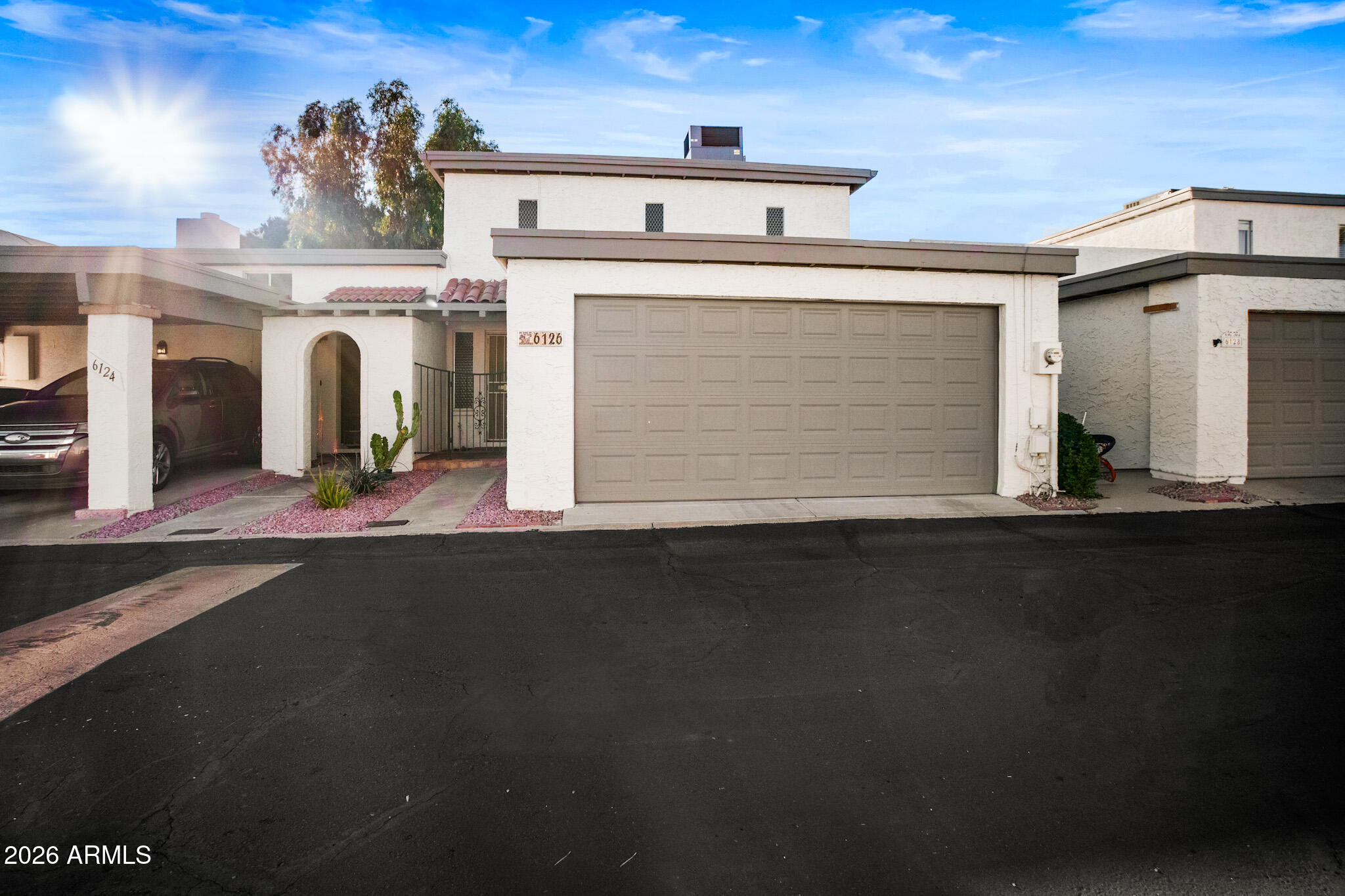 6126 North 12th Way Phoenix, AZ 85014 - Photo 32 of 33 Front of House