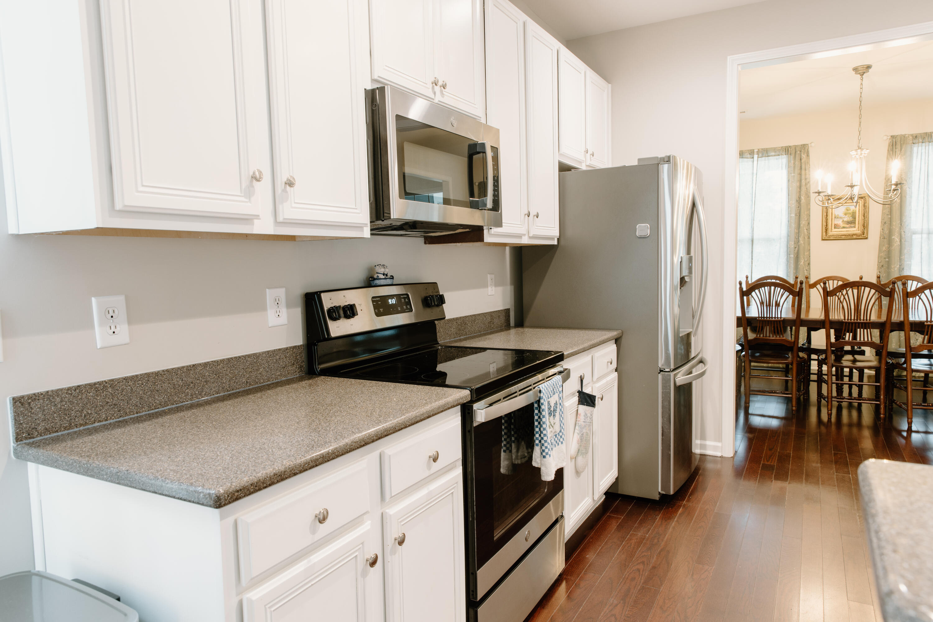 126 Red Leaf Boulevard Moncks Corner, SC 29461 - Photo 4 of 30