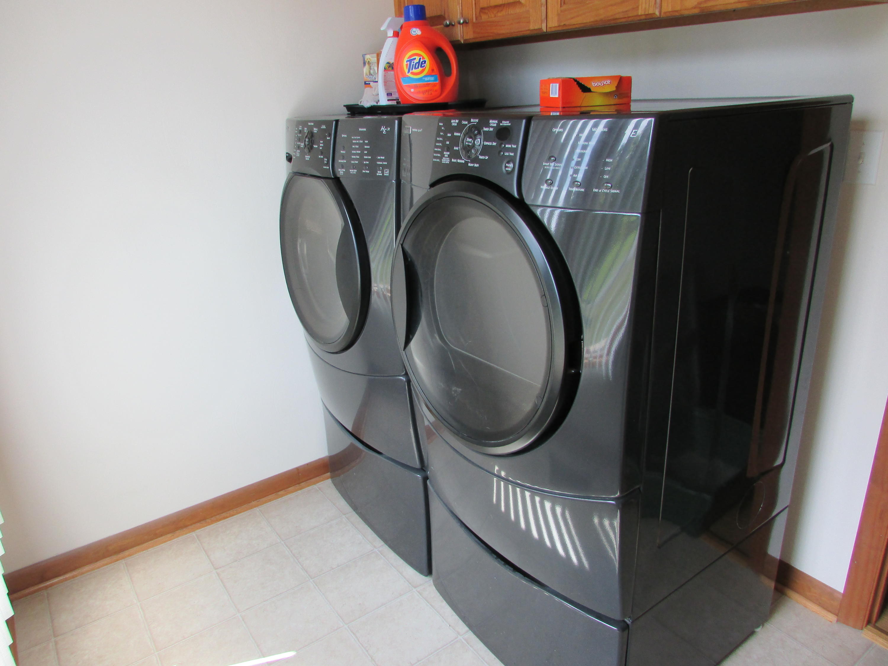 100 Dudley Creek Road Hardy, VA 24101 - Photo 35 of 49 Washer & Dryer convey