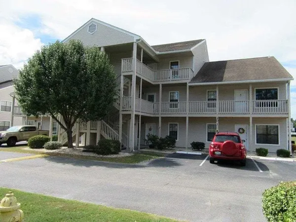 $1,300 | 1095 Plantation Drive West, Unit 30B, Little River, SC 29566