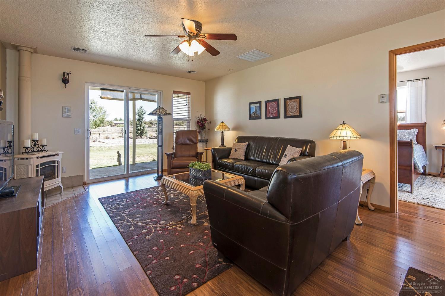 62060 Dodds Road Bend, OR 97701 - Photo 9 of 24 Additional Photo
