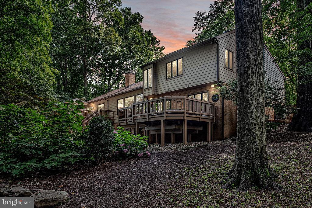 7329 Hooking Road McLean, VA 22101 - Photo 2 of 82