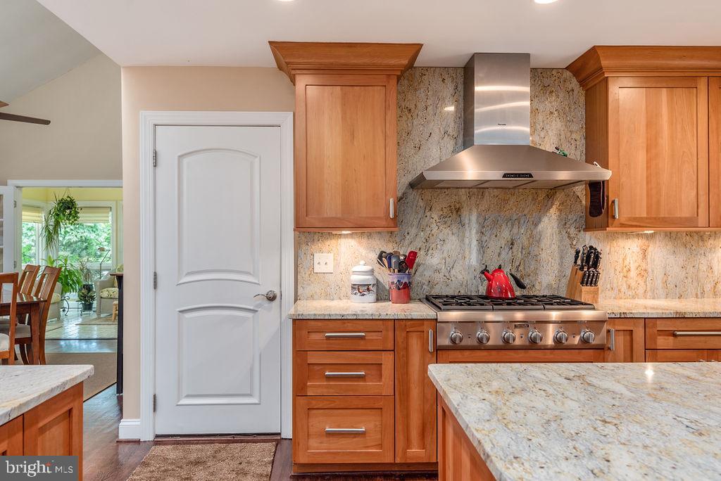 7329 Hooking Road McLean, VA 22101 - Photo 27 of 82