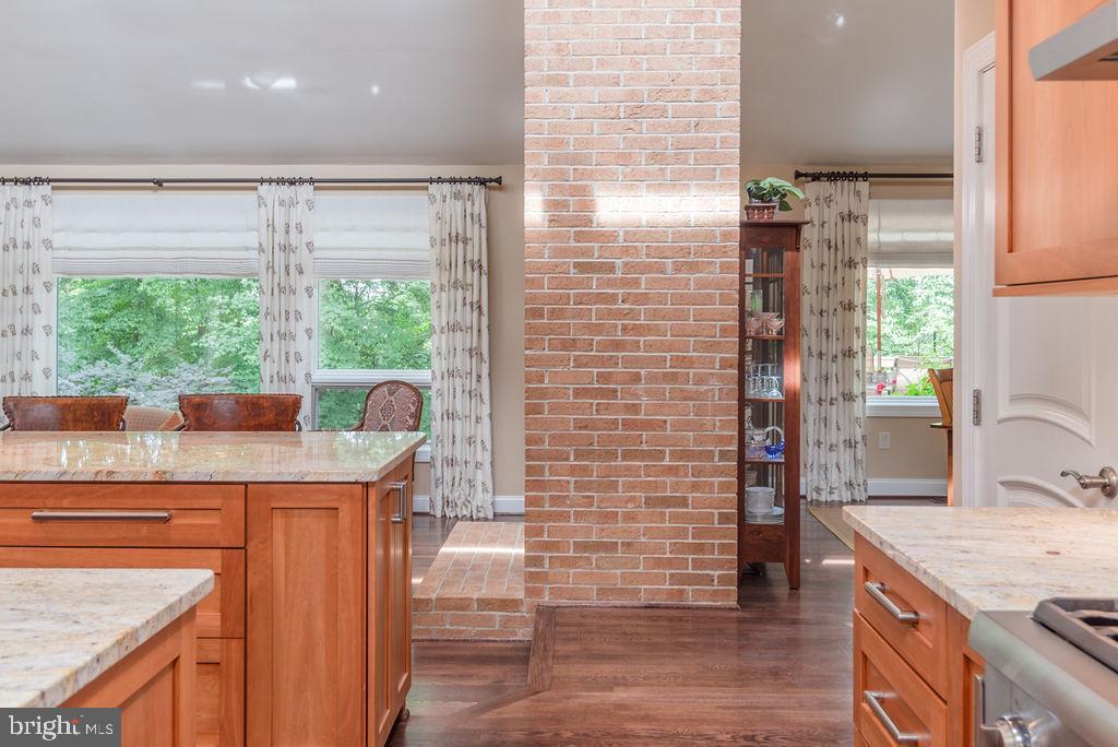 7329 Hooking Road McLean, VA 22101 - Photo 28 of 82