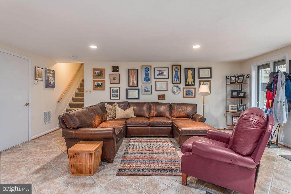 7329 Hooking Road McLean, VA 22101 - Photo 54 of 82