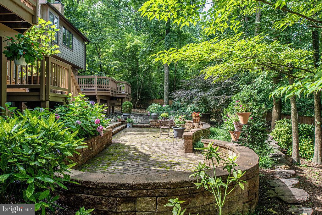 7329 Hooking Road McLean, VA 22101 - Photo 61 of 82