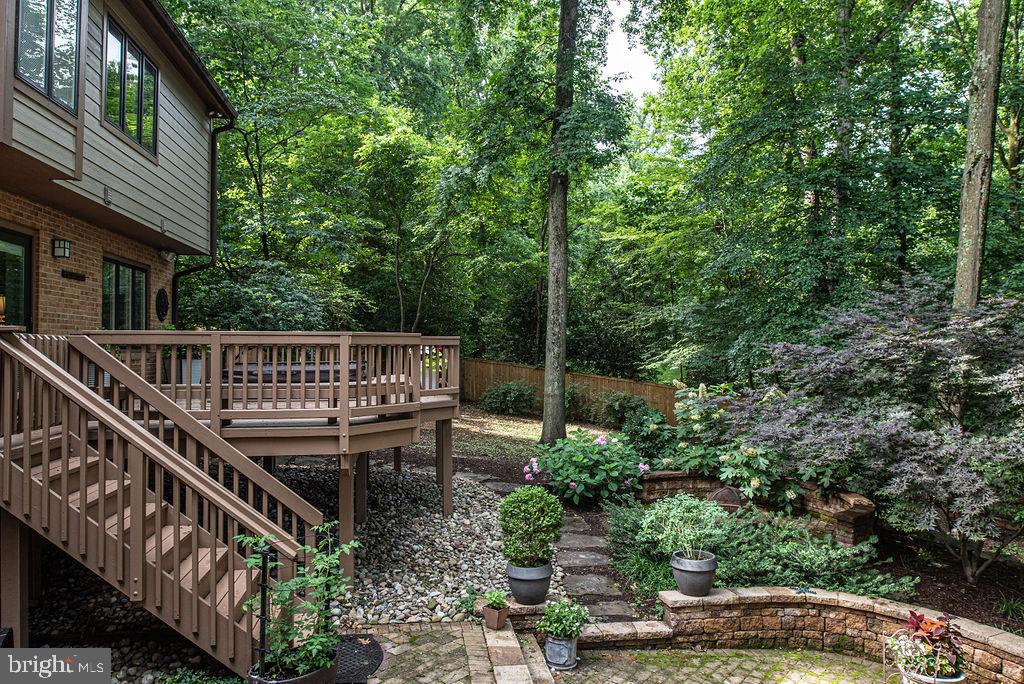 7329 Hooking Road McLean, VA 22101 - Photo 77 of 82