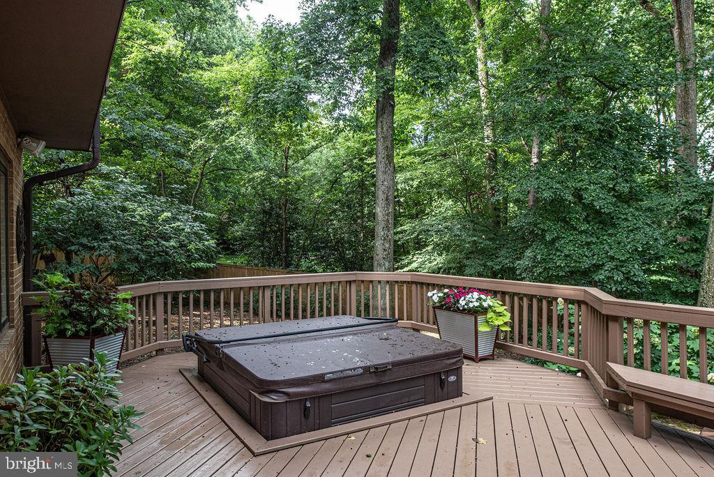 7329 Hooking Road McLean, VA 22101 - Photo 78 of 82