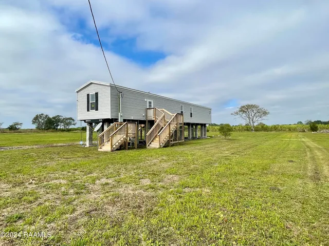 $79,900 | 2612 Claude Leblanc Road, New Iberia, LA 70560